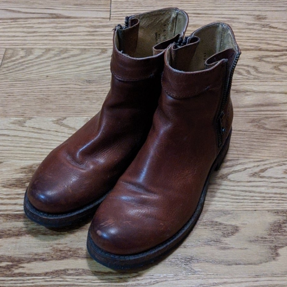Warm Brown Short Boots